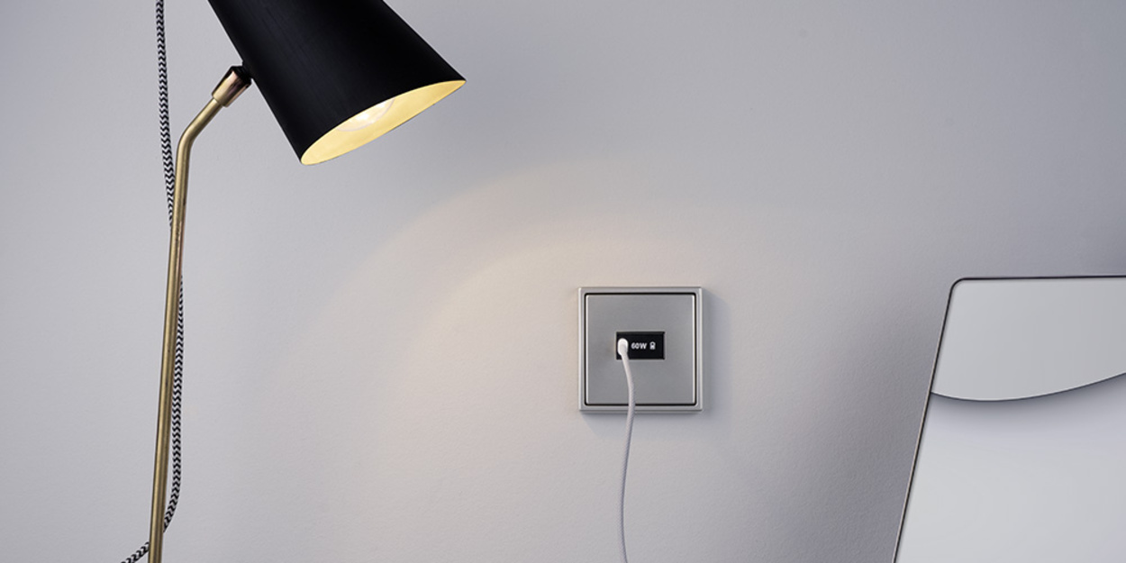 Ladegerät USB PD 60 bei Montageservice E.Jahnel in Grävenwiesbach